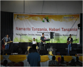 Alobo Naga and the band performing at Nkrumah Hall, University of Dar es Salaam